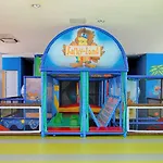 Falkensteiner Club Funimation Borik