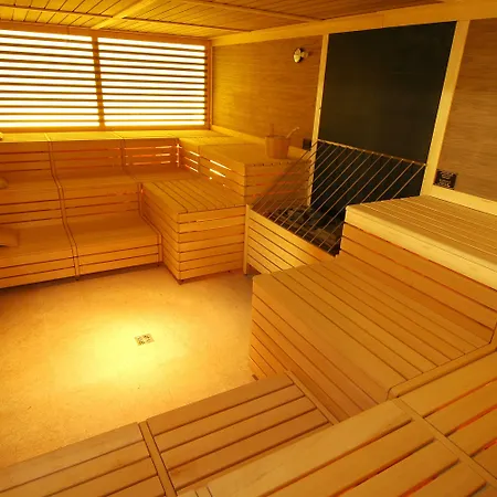 팔켄스타이너 클럽 푸니메이션 보리크 4*