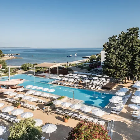 ファルケンシュタイナー クラブ フニメーション ボリック 4* ザダル